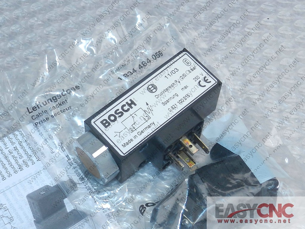 0-821-100-015 Bosch cable socket new