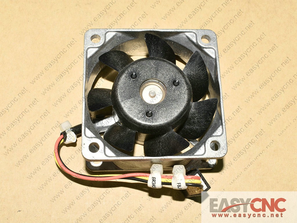 109L0624S4D01 Sanyo fan used
