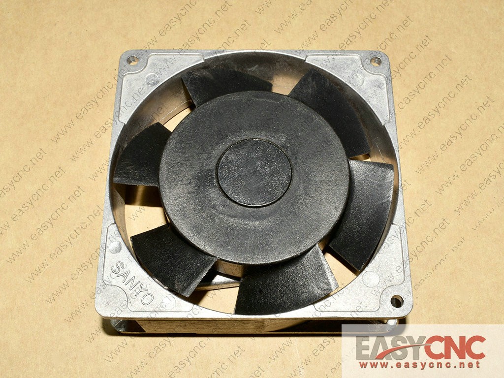 109S094 Sanyo fan used