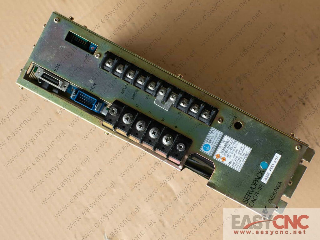 CACR-IR 30SE-P00-A07 Yaskawa robot driver used