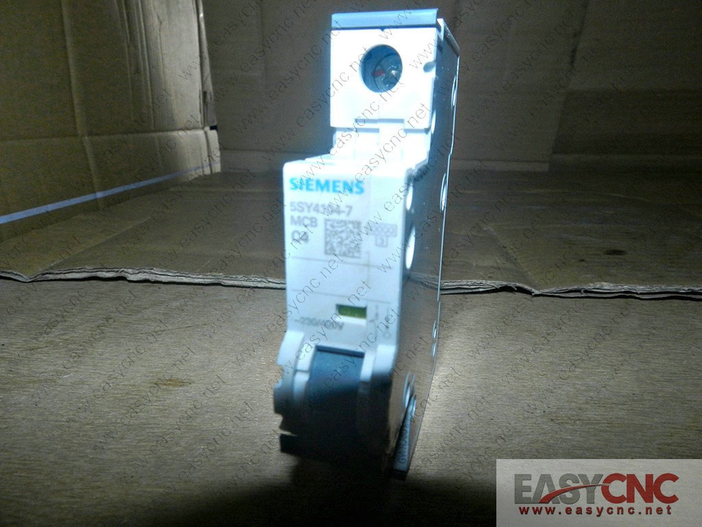5SY4104-7 Siemens circuit breaker used