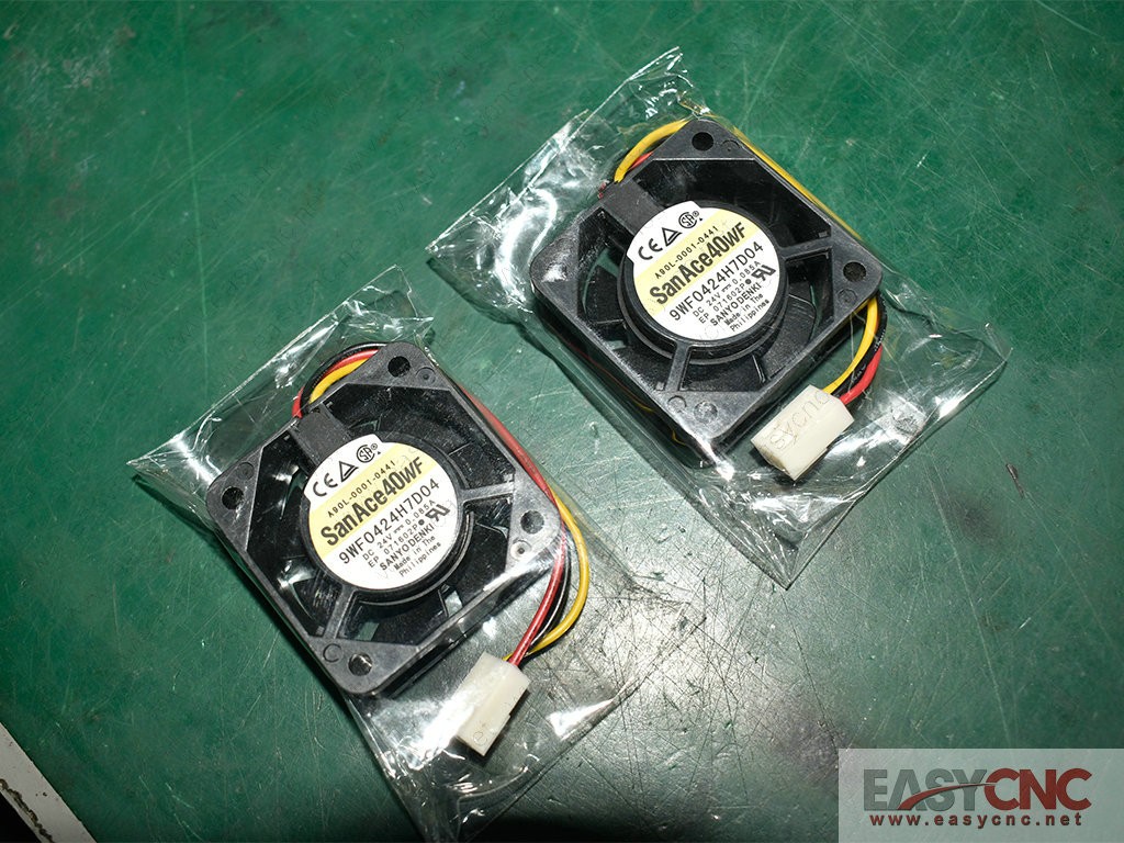 9WF0424H7D04 Sanyo fan new