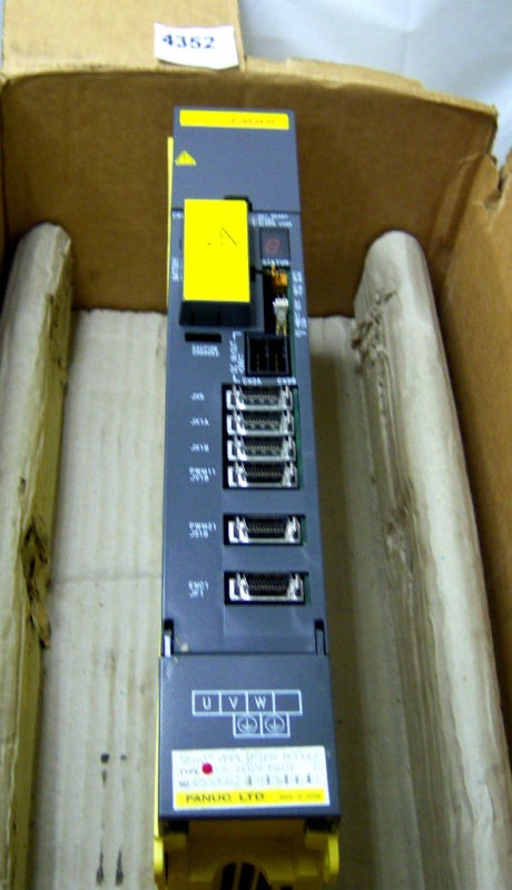 A06B-6079-H101 Fanuc servo amplifier SVM1-12 used