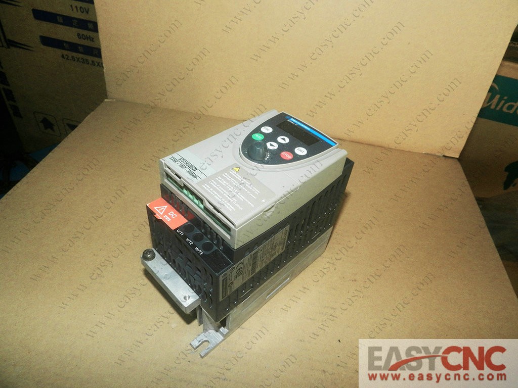 ATV11HU09M3A Schneider module used