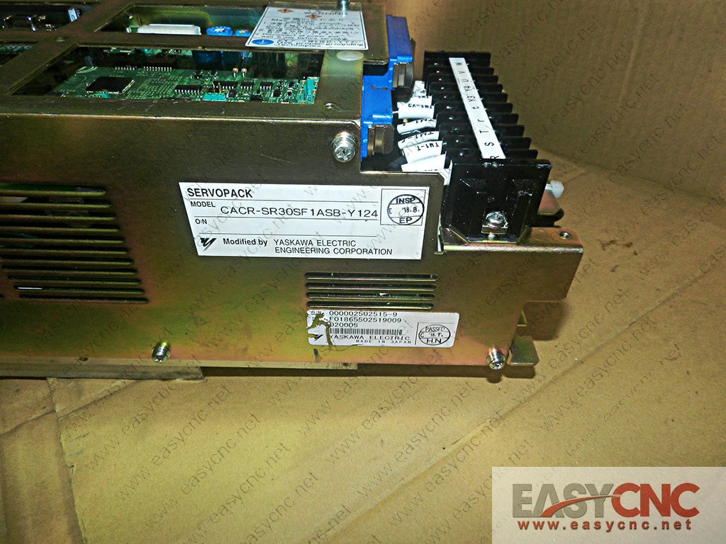 CACR-SR30SF1ASB-Y124 Yaskawa servopack used