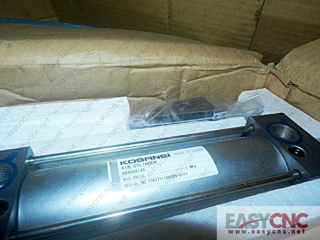 DDA50X125 KOGANEI AIR CYLINDER used