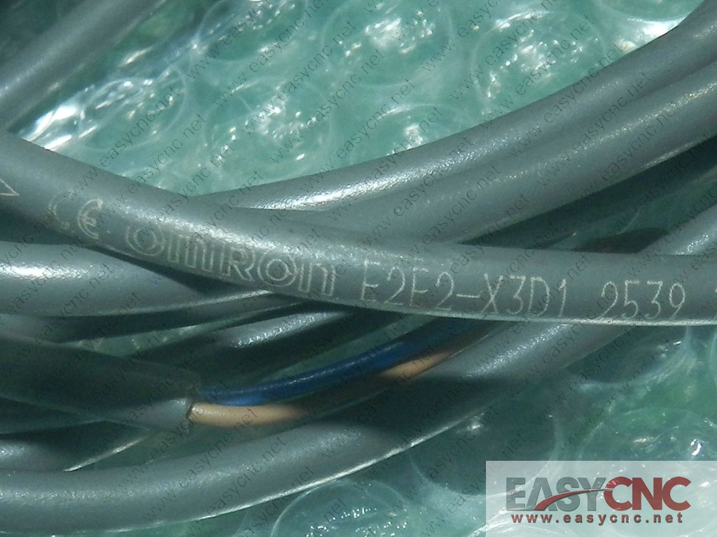 E2E2-X3D1 Omron proximity switcy new no box