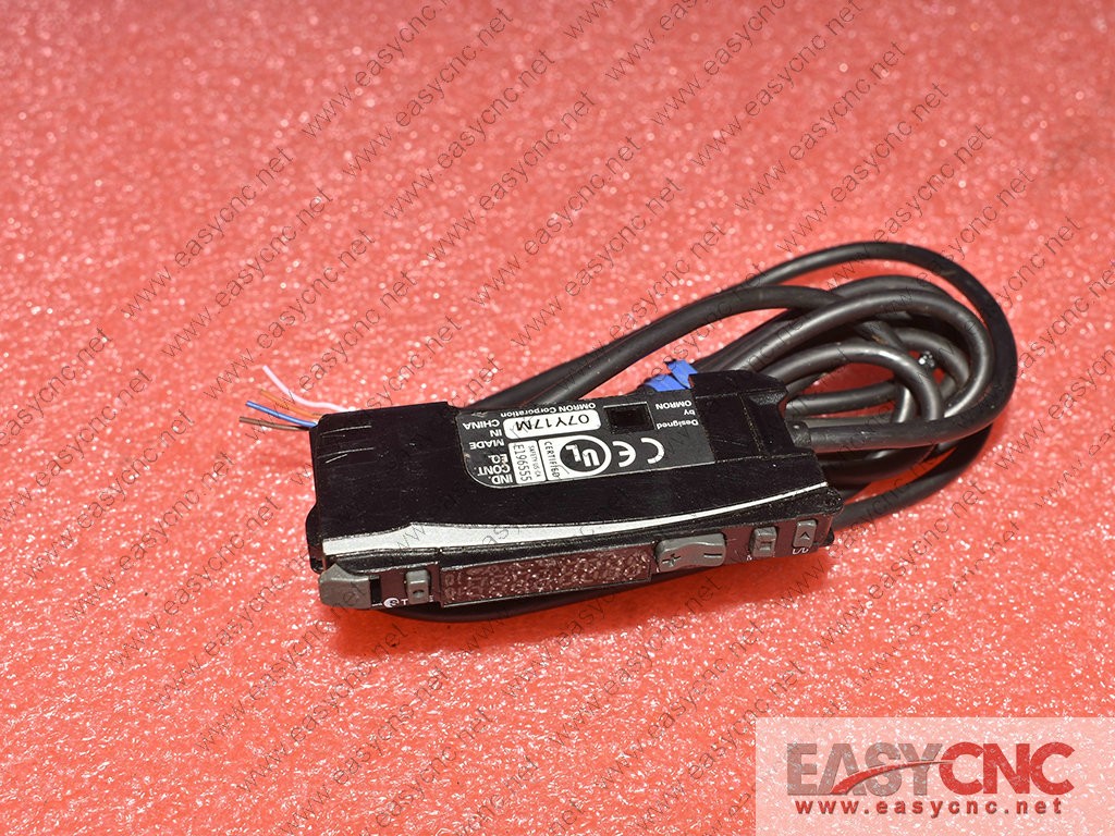 E3NX-FA51 Omron fiber amplifier unit used
