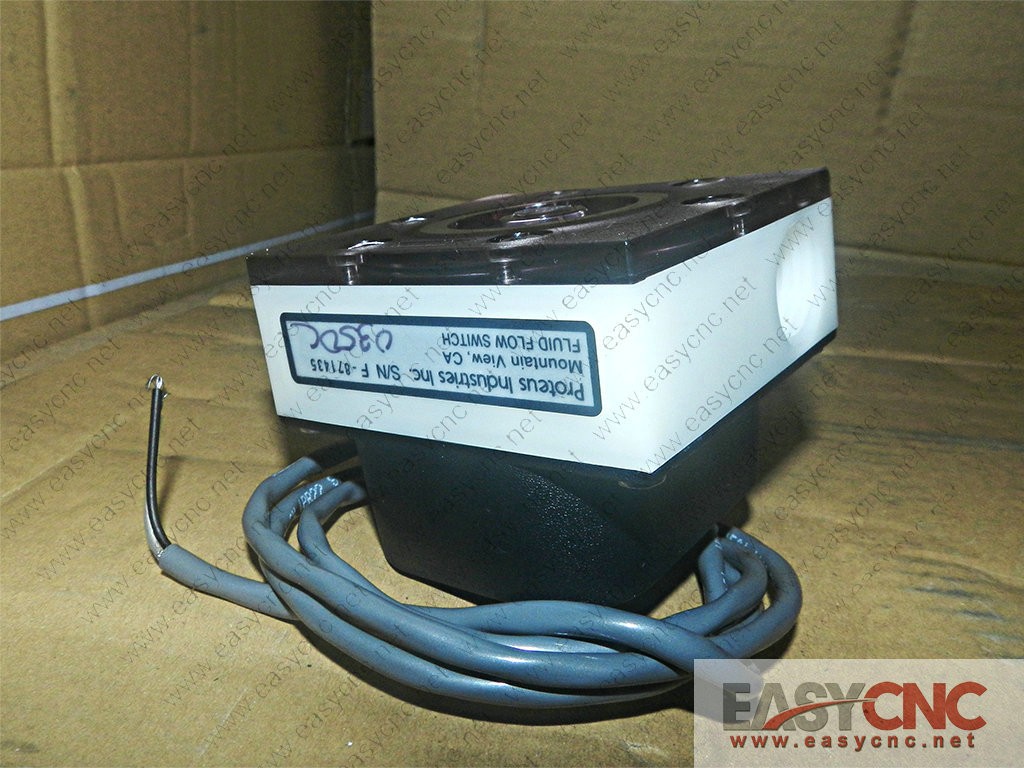 F-871435 FLUID FLOW switch used