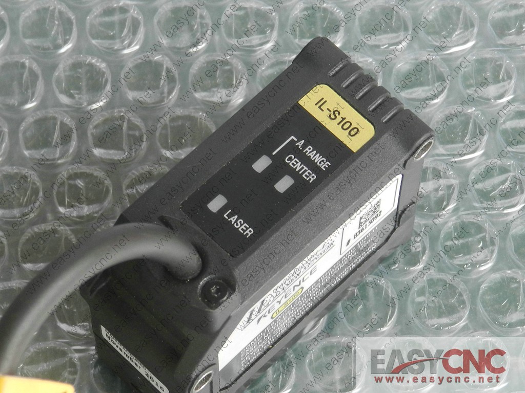 IL-S100 Keyence sensor new