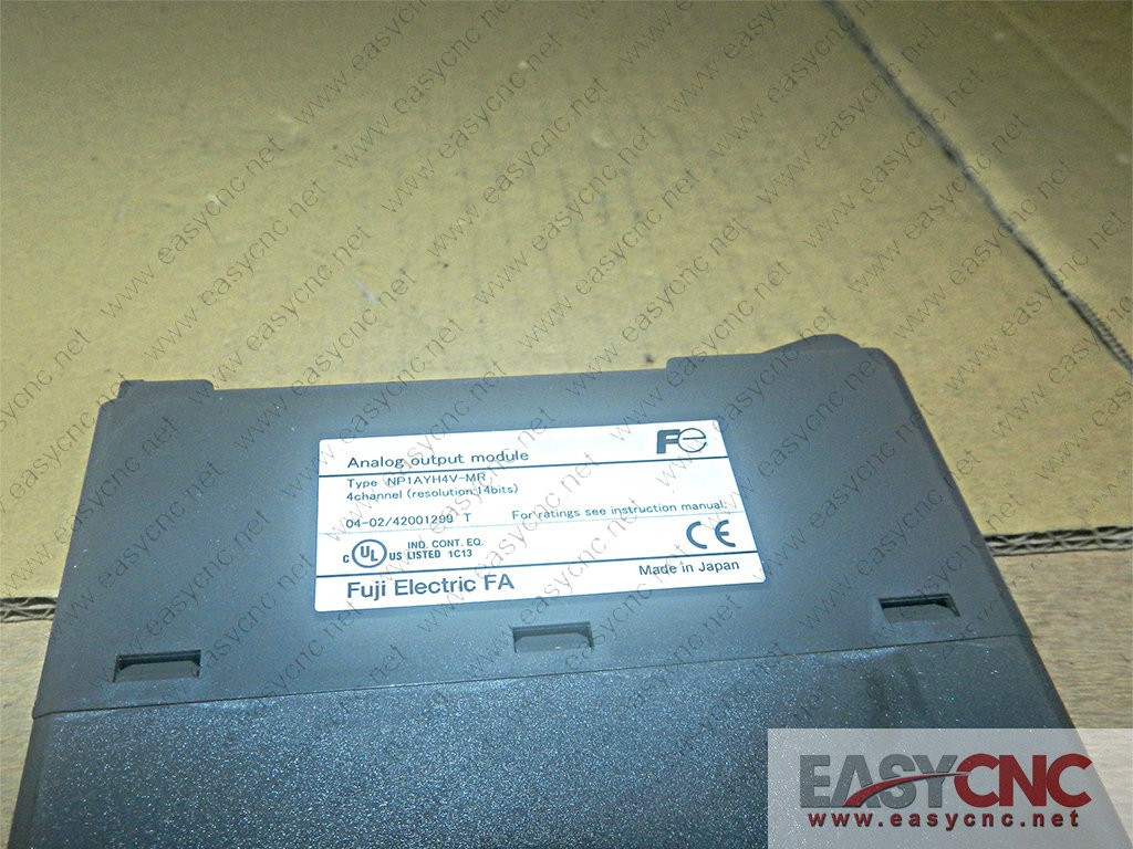 NP1AYH4V-MR Fuji analog output module used
