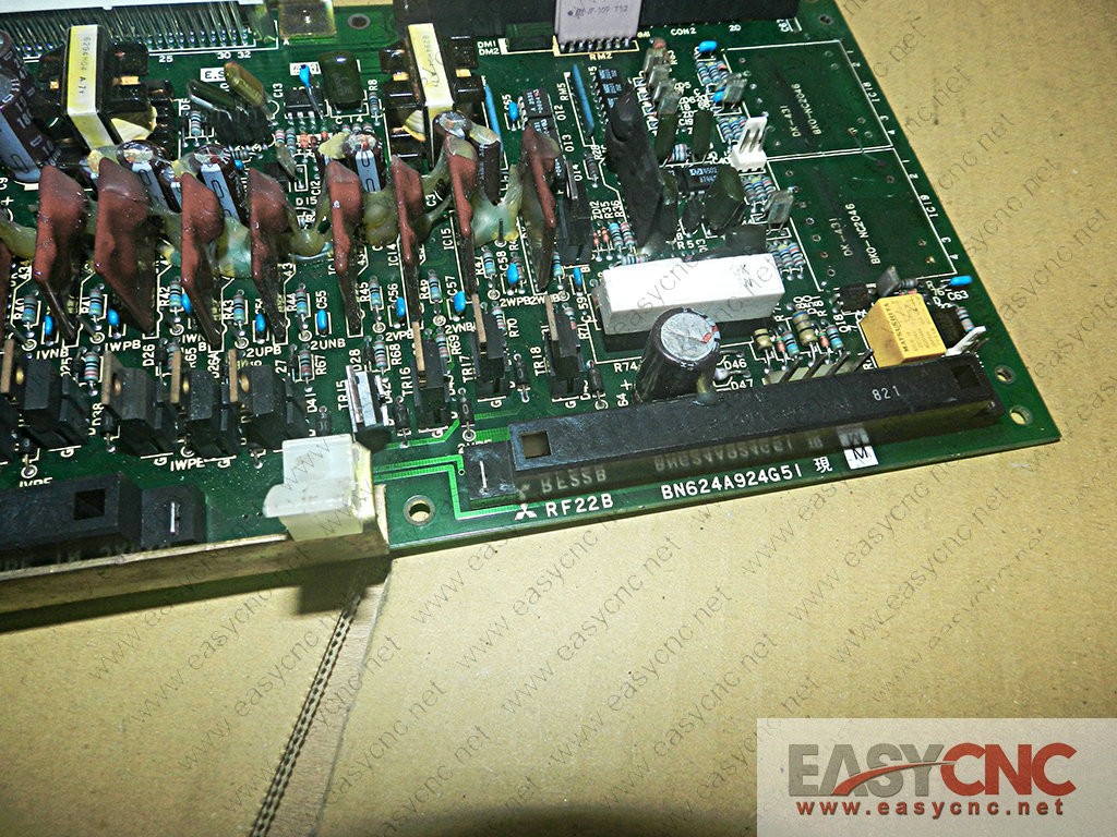 RF22B Mitsubishi PCB used