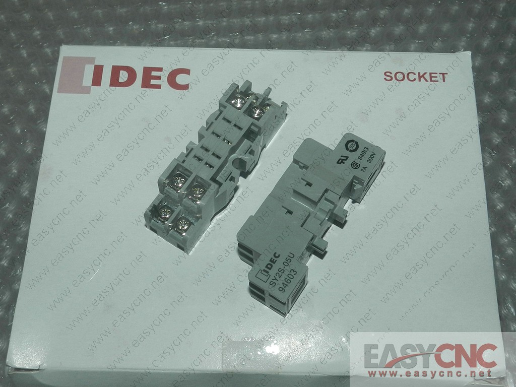 SY2S-05U IDEC realy socket new