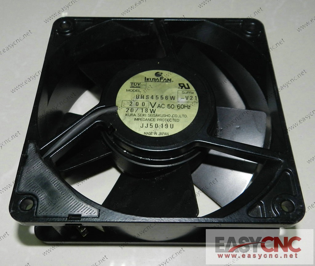 UHS45566W IKURA fan 120X120*38mm new