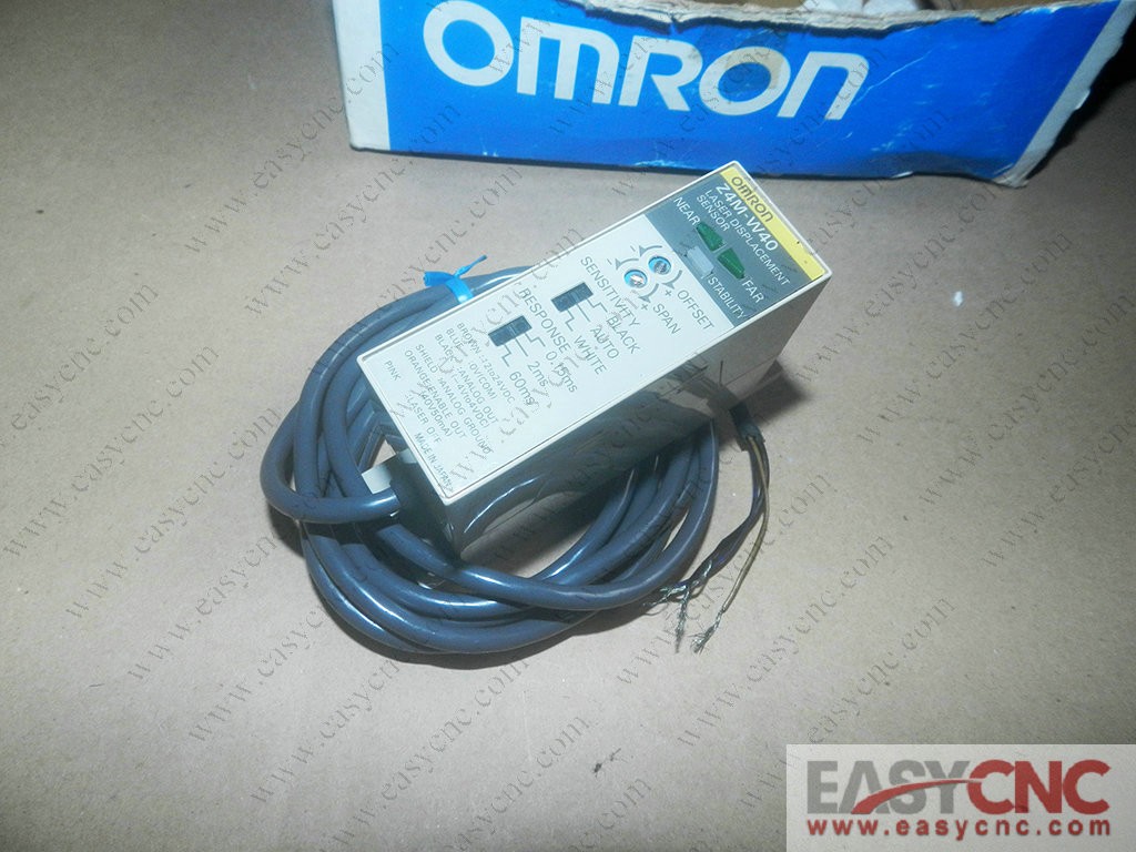 Z4M-W40 Omron laser displacement sensor used
