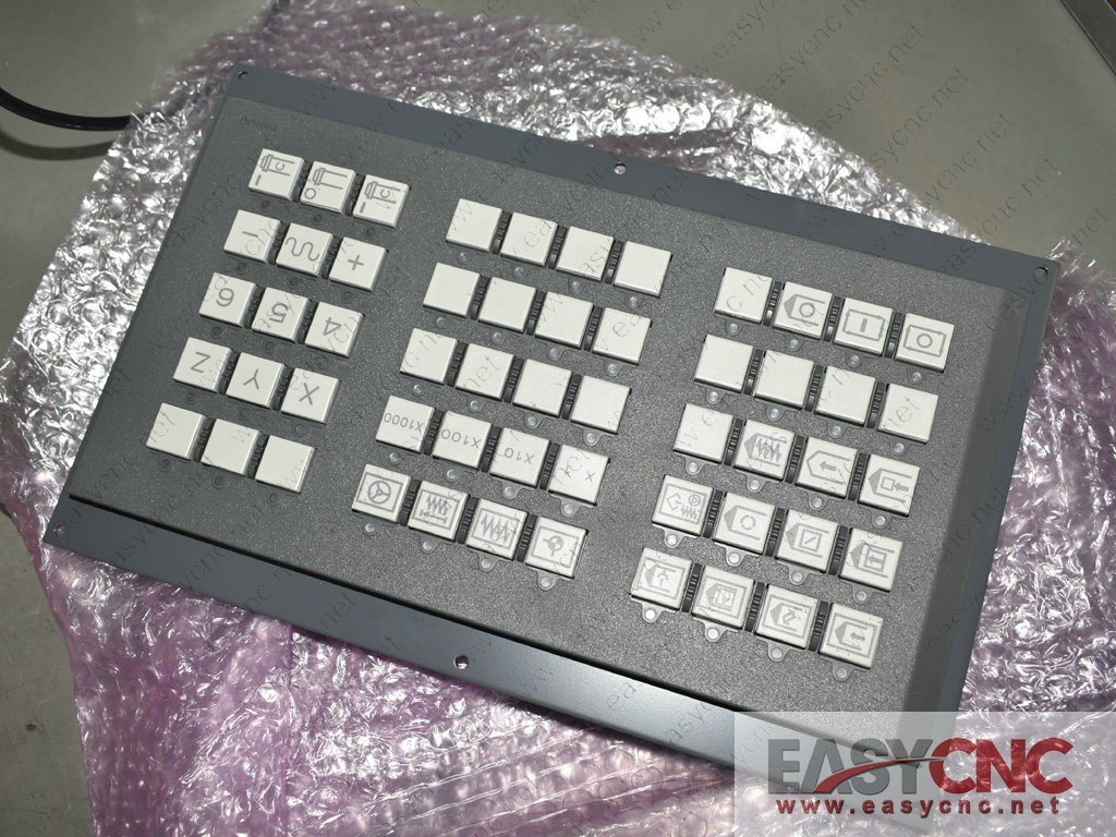 A02B-0236-C231 Fanuc MDI unit with IO board A20B-8002-0020 new
