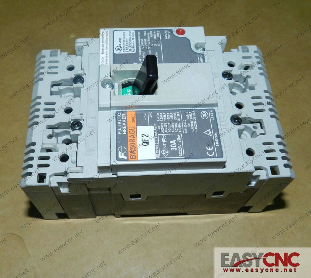 BW50RAGU-3P030 30A FUJI AUTO BREAKER Flat terminal BZ-SU20B new