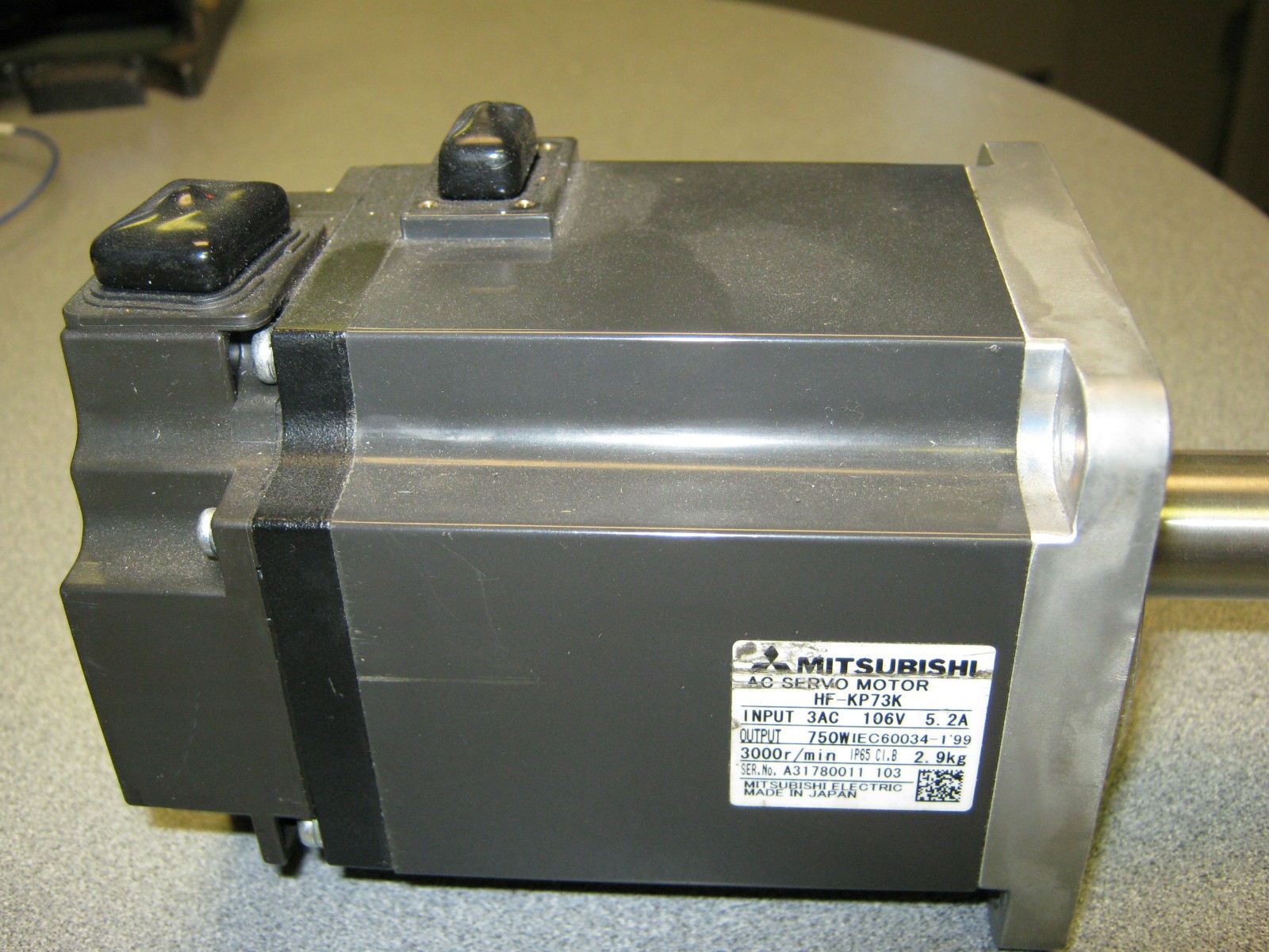 HF-KP73  Mitsubishi ac servo motor new