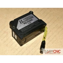 IL-300 Keyence laser sensor new