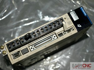SGD7S-R90A00A002 Yaskawa servo drive new