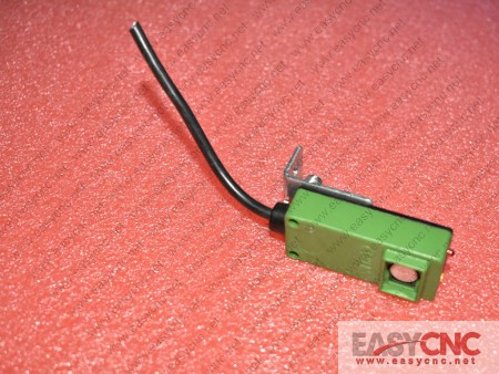 US-N300D SUNX ULTRA SONIC sensor used